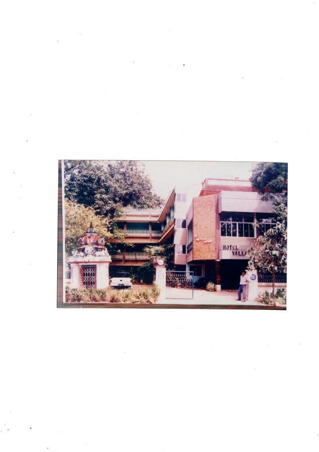 Hotel Valli Thanjavur Exteriör bild