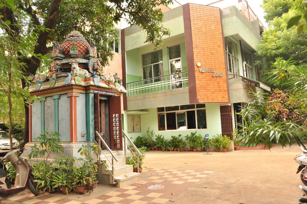 Hotel Valli Thanjavur Exteriör bild
